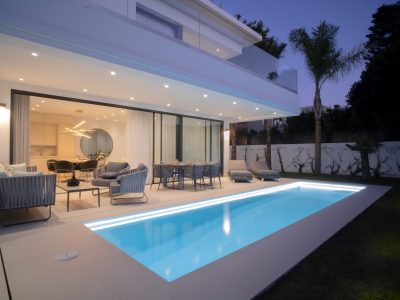 New Beachside Villa adjacent to Puerto Banus, Marbella
