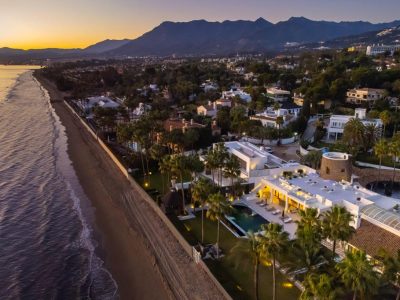 Villa Melendez, Luxury Beachfront Mansion to Rent in Los Monteros, Marbella