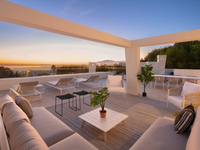 Stunning Penthouse with Sea Views in Sierra Blanca, Marbella