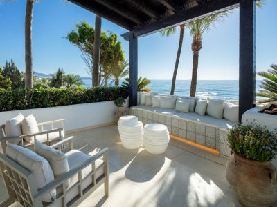 Modern Beachfront Penthouse for Sale in Golden Mile Marbella