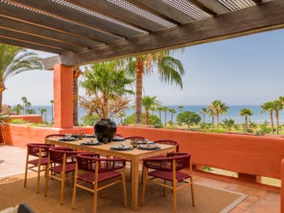 Beachfront Penthouse for Sale in New Golden Mile Estepona, Marbella