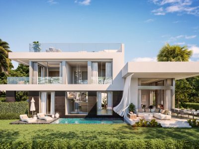 Excepcional villa moderna de cinco dormitorios en venta en el este de Marbella