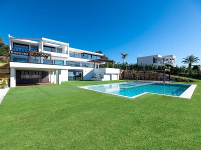 Villa moderne à vendre à Marbella Club Golf Resort, Marbella