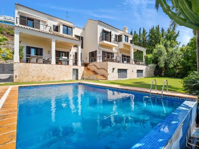 Fantastic Villa for Sale in La Quinta, Benahavis, Marbella