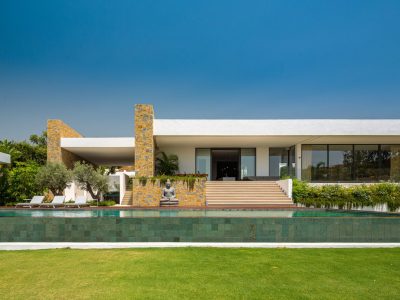 Moderne Villa zum Verkauf im Marbella Club Golf Resort, Benahavis