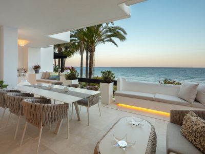 Beachfront Luxury Penthouse for Sale in Golden Mile Marbella